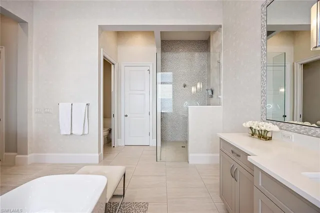 $3,399,000 | 6818 Mangrove Avenue, Naples, FL 34109