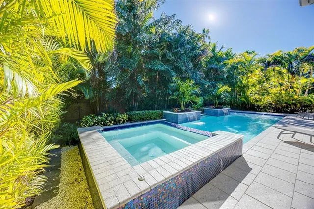 $3,399,000 | 6818 Mangrove Avenue, Naples, FL 34109