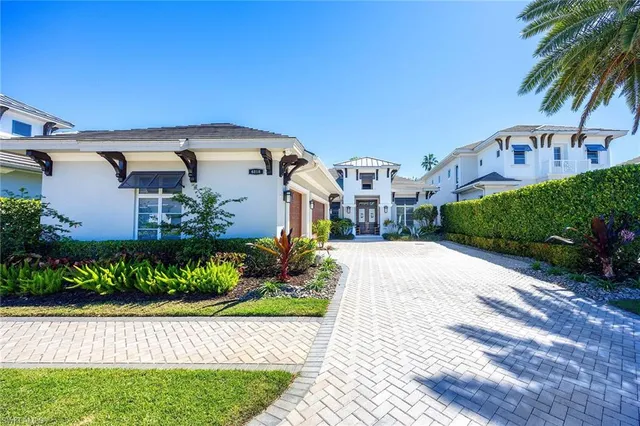 $3,399,000 | 6818 Mangrove Avenue, Naples, FL 34109