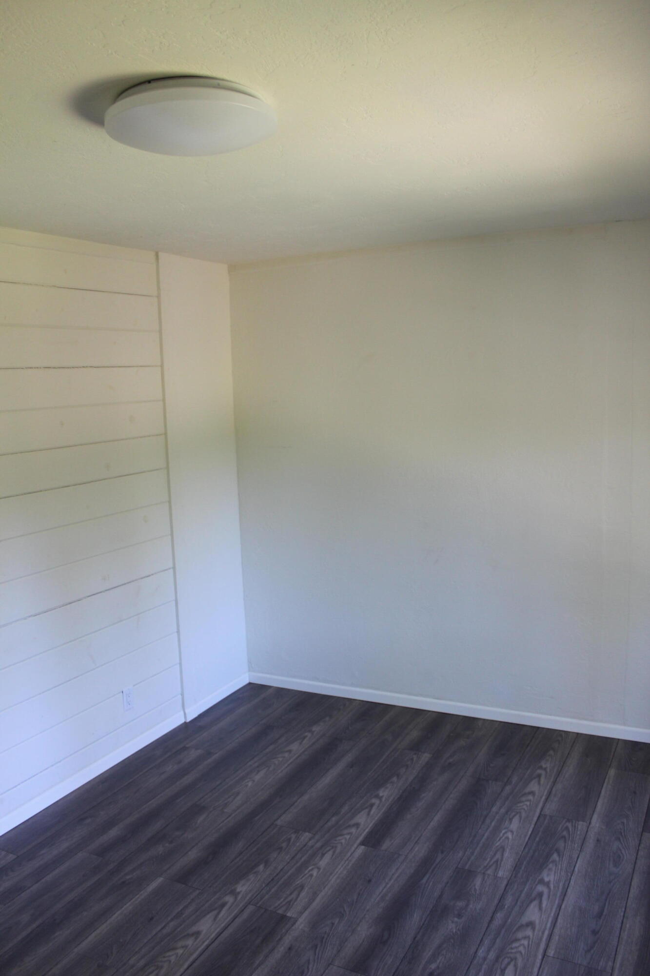 815 Briceland Road Redway, CA 95560 - Photo 9 of 18 Bedroom
