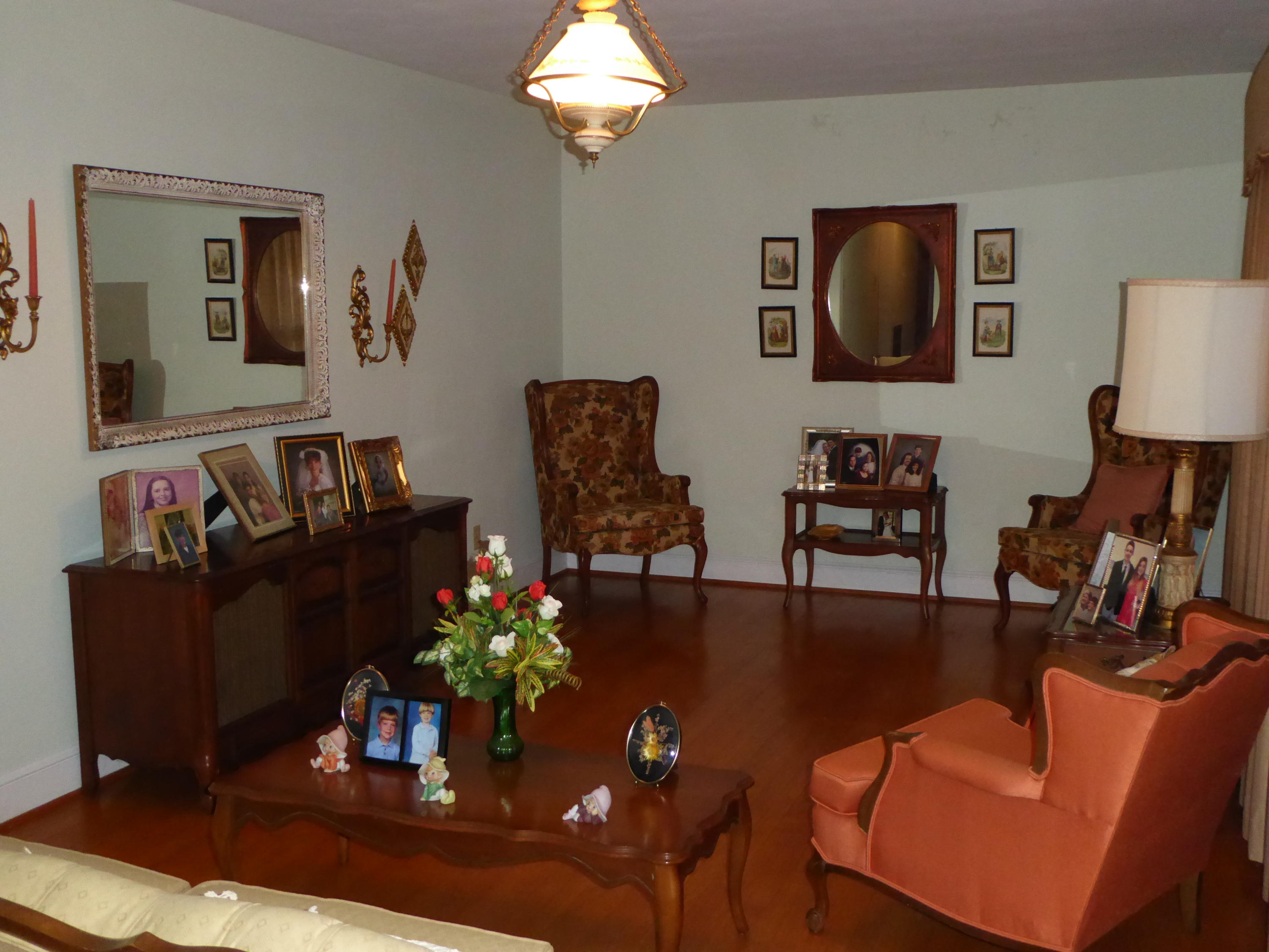 1122 Fairfield Road Henry, VA 24102 - Photo 5 of 34 5 Living Room