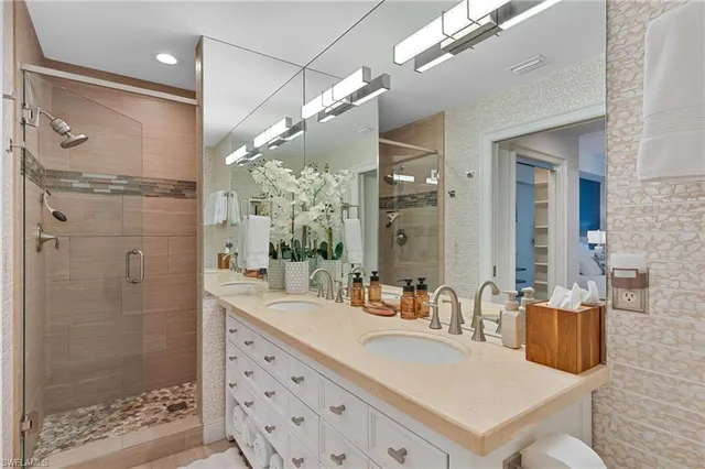 $325,000 | 2710 Cypress Trace Circle, Unit 3026, Naples, FL 34119