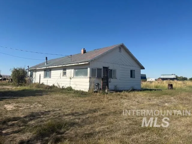 $399,000 | 2900 West Sales Yard Road, Emmett, ID 83617