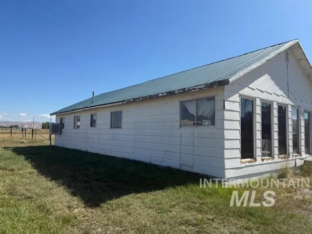 $399,000 | 2900 West Sales Yard Road, Emmett, ID 83617