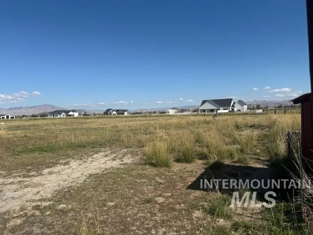 $399,000 | 2900 West Sales Yard Road, Emmett, ID 83617