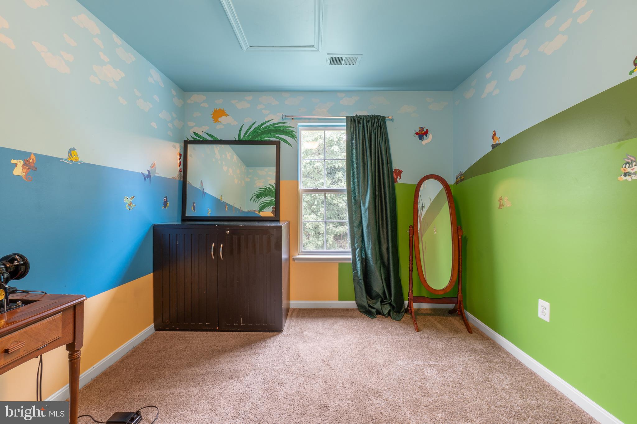 10107 Mike Road Fort Washington, MD 20744 - Photo 23 of 35 a view of a room with gym equipment
