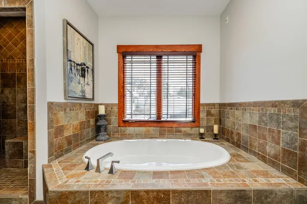 $849,900 | 12212 Richard Avenue, Palos Heights, IL 60463