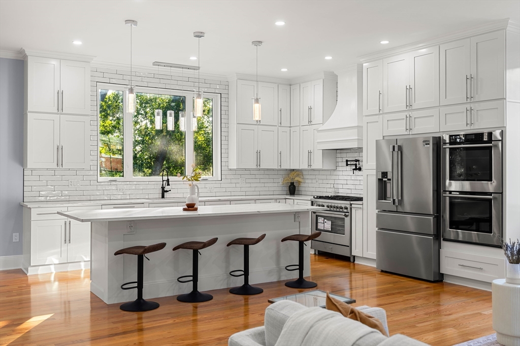109 Bateman Street Boston, MA 02136 - Photo 8 of 40 Gallery Image 8