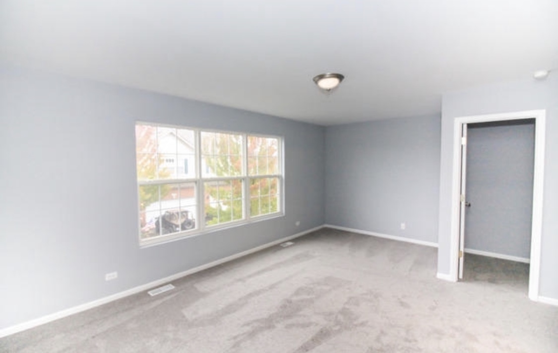1286 West Black Wolf Road Round Lake, IL 60073 - Photo 9 of 16