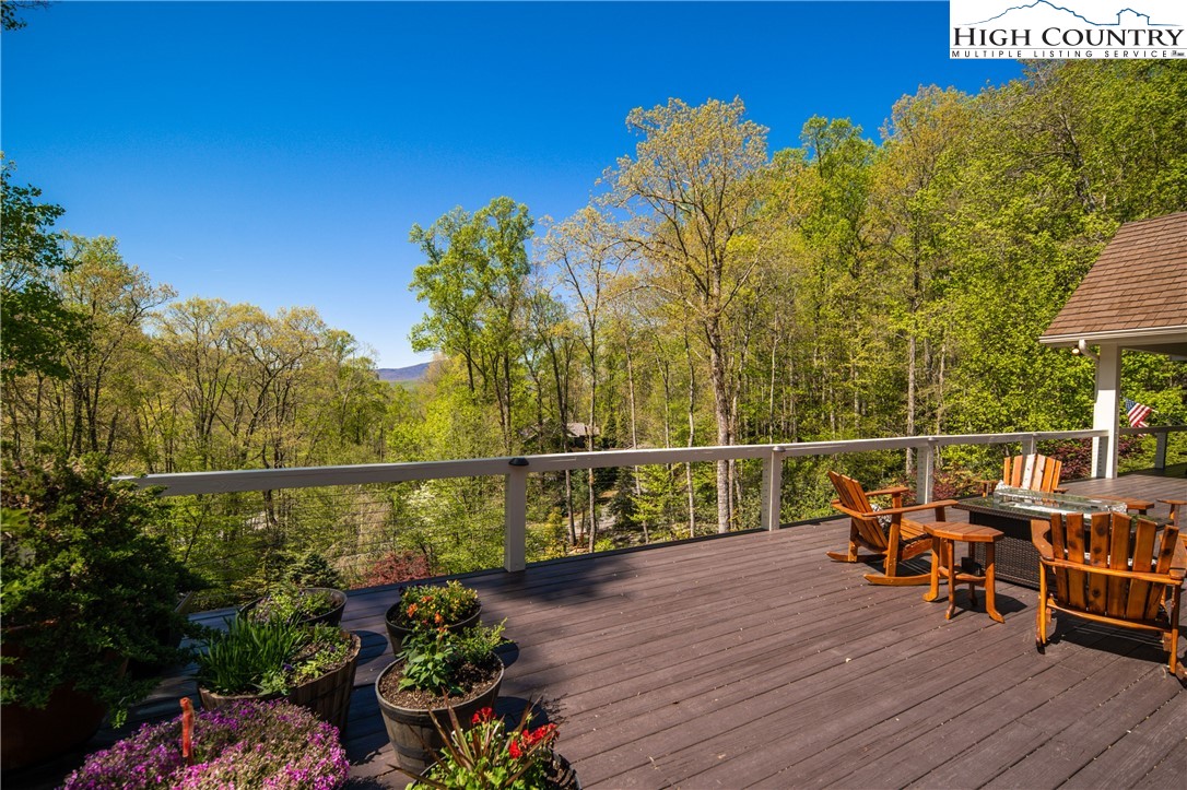 1005 Evergreen Drive Boone, NC 28607 - Photo 38 of 44 a view of a balcony with chairs