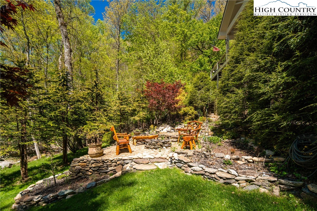 1005 Evergreen Drive Boone, NC 28607 - Photo 40 of 44 a view of yard with green space