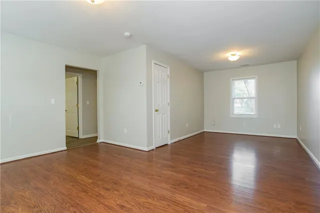 $2,165 | 8524 West 86th Street, Overland Park, KS 66212