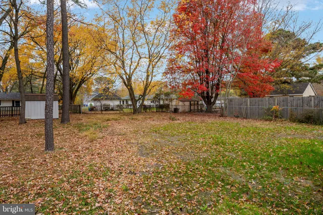 a view of house and outdoor space