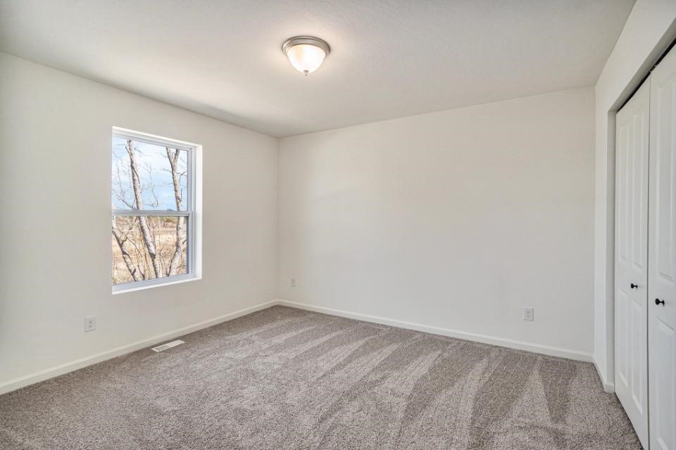 6225 Comiskey Road Stevensville, MI 49127 - Photo 14 of 31