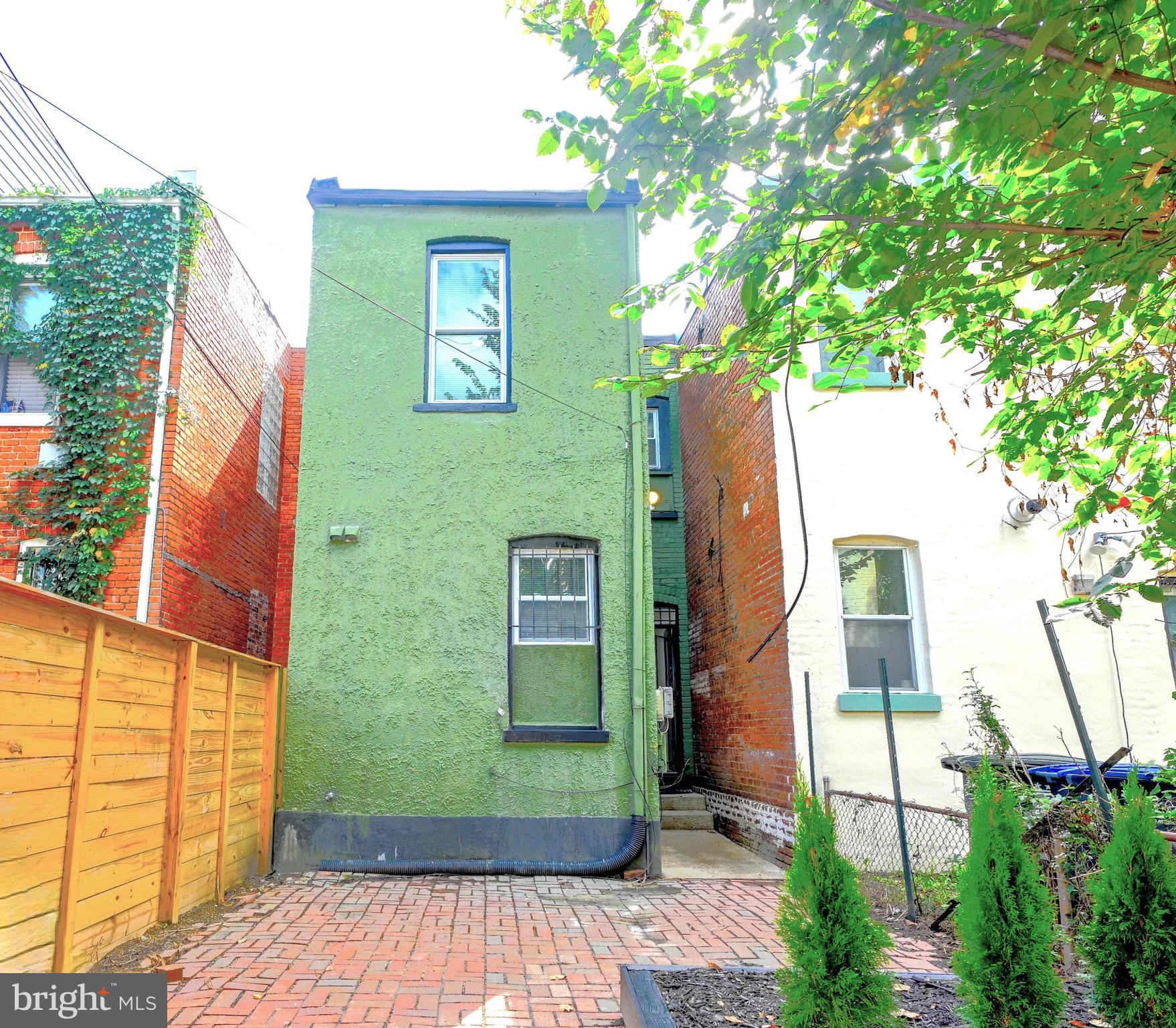1702 A Street Southeast Washington, DC 20003 - Photo 18 of 24 a view of a back yard