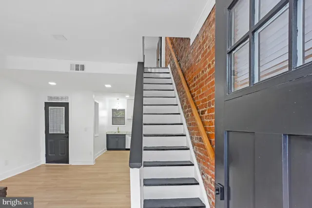 a view of entryway and hall