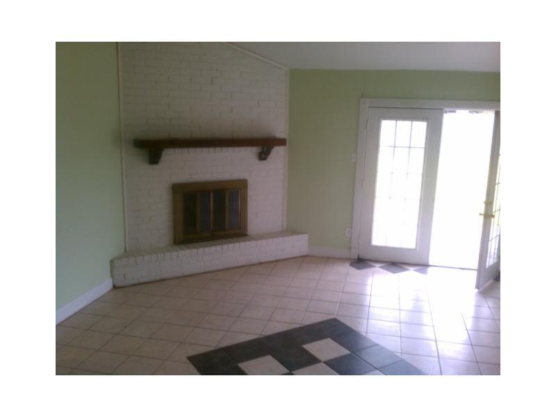 335 Crescentwood Loop Slidell, LA 70458 - Photo 3 of 7