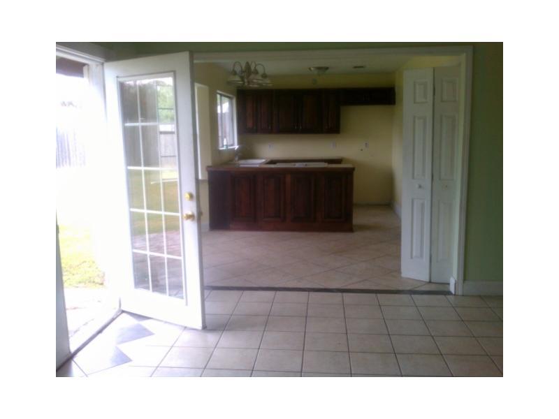 335 Crescentwood Loop Slidell, LA 70458 - Photo 6 of 7