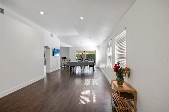 $659,900 | 2687 Oak Park Circle, Davie, FL 33328