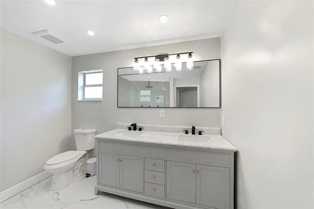 $659,900 | 2687 Oak Park Circle, Davie, FL 33328