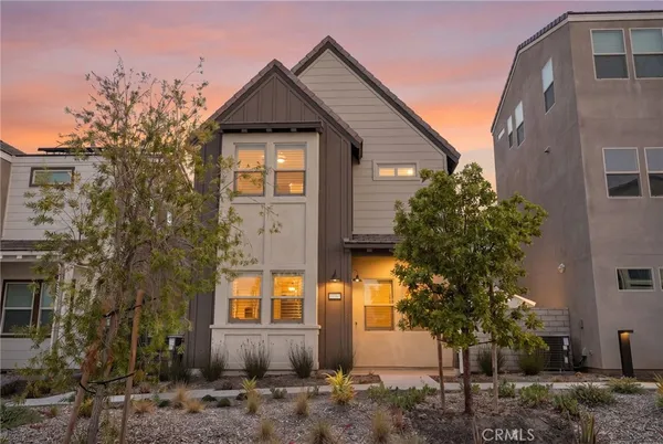 $679,900 | 27367 Thunder Ridge, Valencia, CA 91381