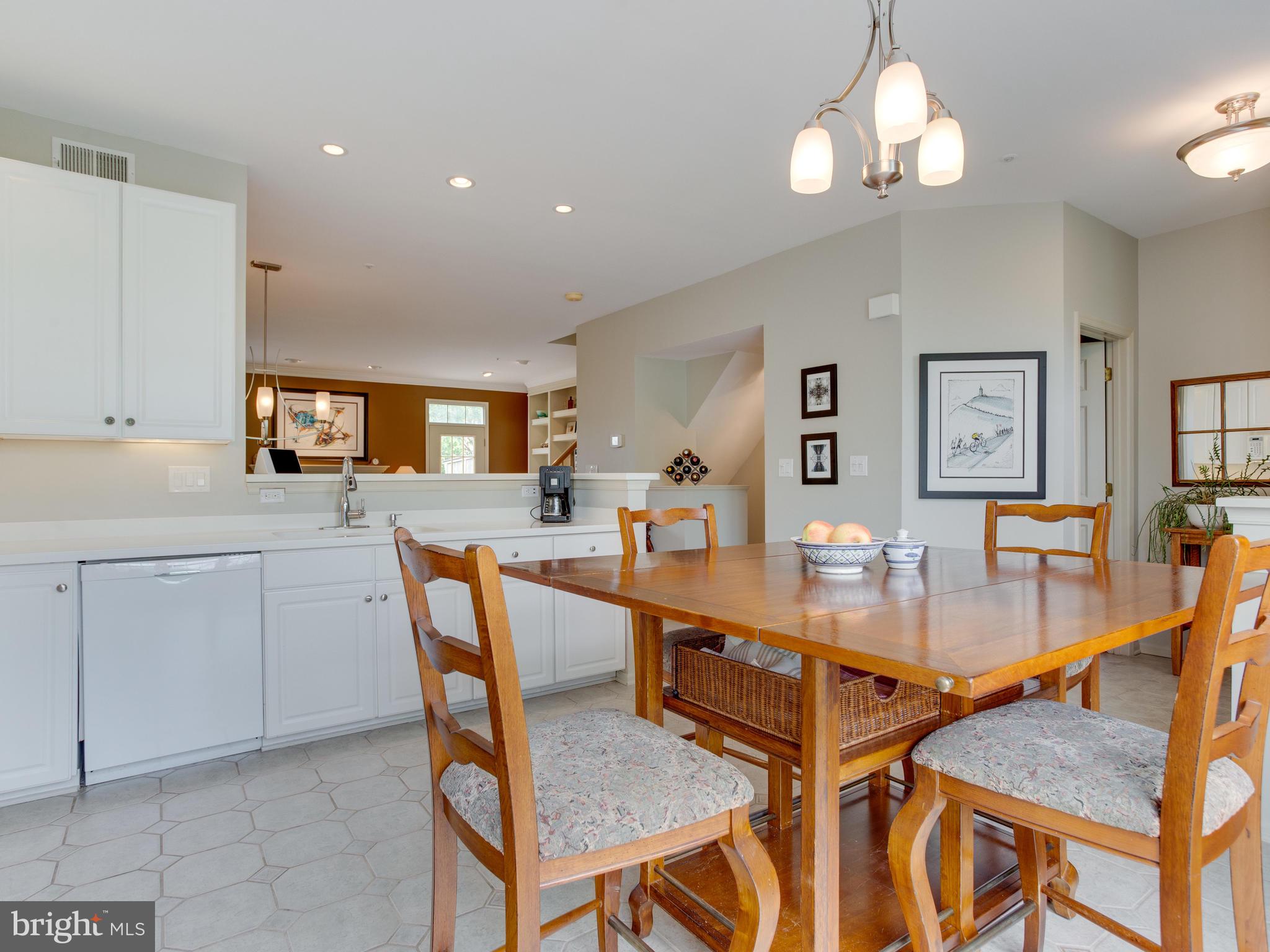 3703 Glebe Meadow Way Edgewater, MD 21037 - Photo 11 of 45 Eat-In kitchen
