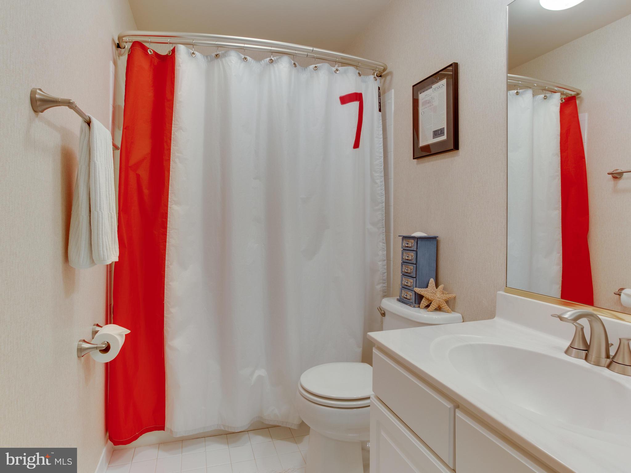 3703 Glebe Meadow Way Edgewater, MD 21037 - Photo 25 of 45 Bathroom