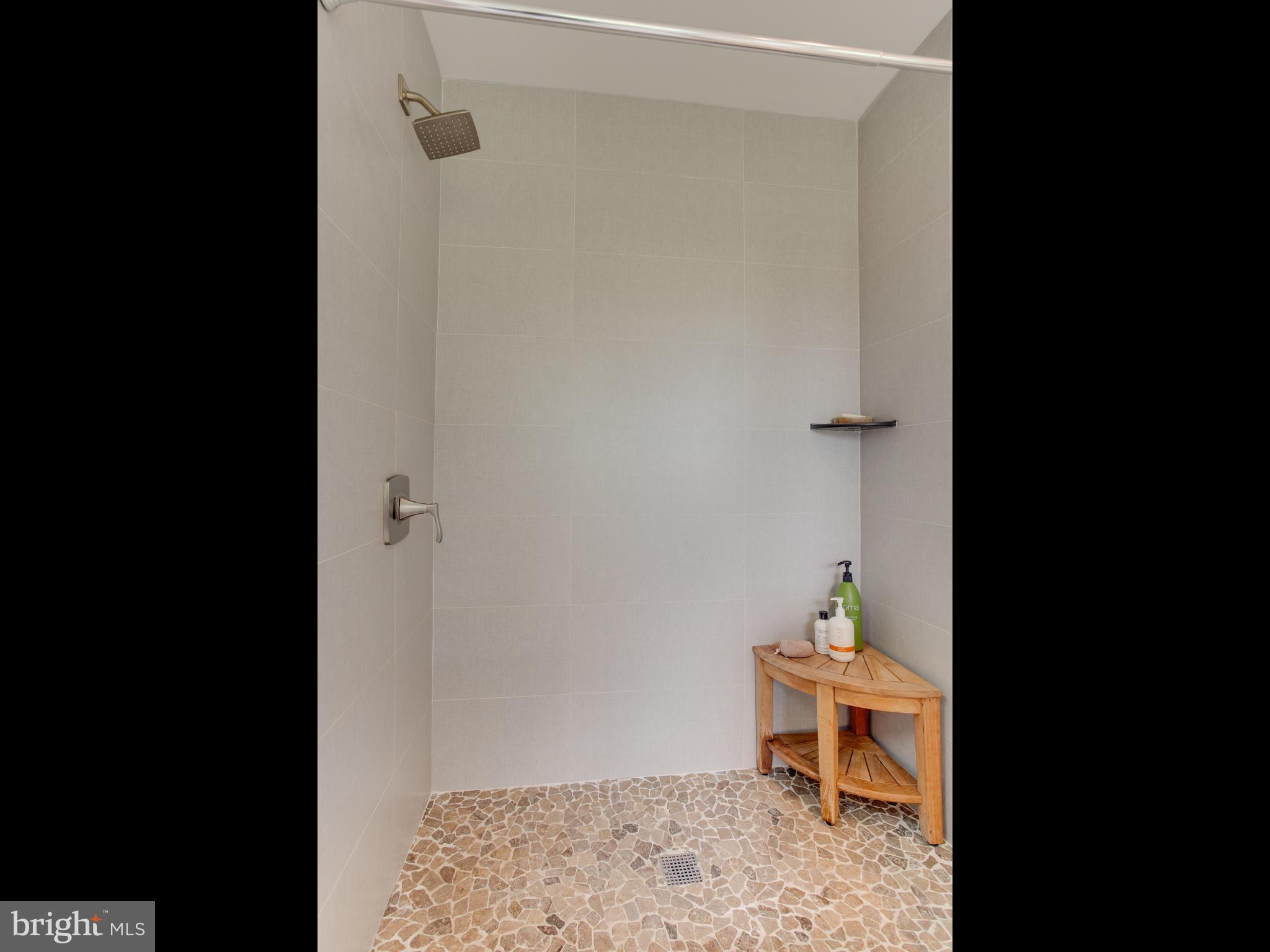 3703 Glebe Meadow Way Edgewater, MD 21037 - Photo 32 of 45 Bathroom