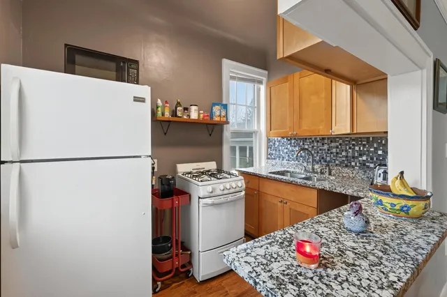 $104,900 | 3909 Aldrich Avenue South, Unit 3, Minneapolis, MN 55409