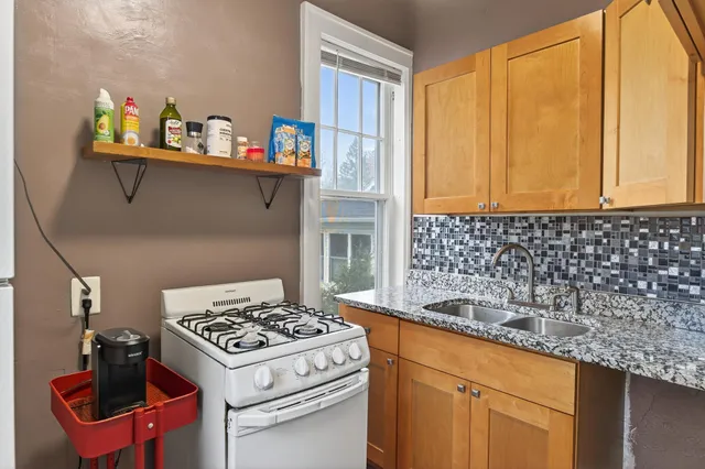 $104,900 | 3909 Aldrich Avenue South, Unit 3, Minneapolis, MN 55409