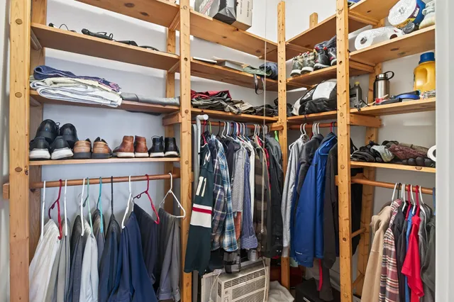 $104,900 | 3909 Aldrich Avenue South, Unit 3, Minneapolis, MN 55409