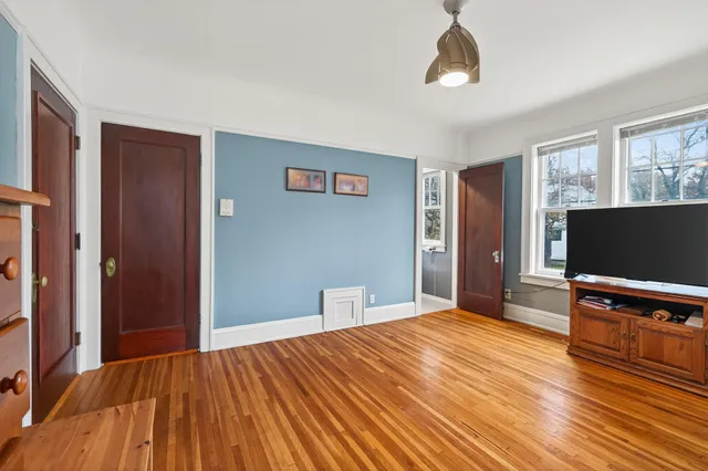 $104,900 | 3909 Aldrich Avenue South, Unit 3, Minneapolis, MN 55409