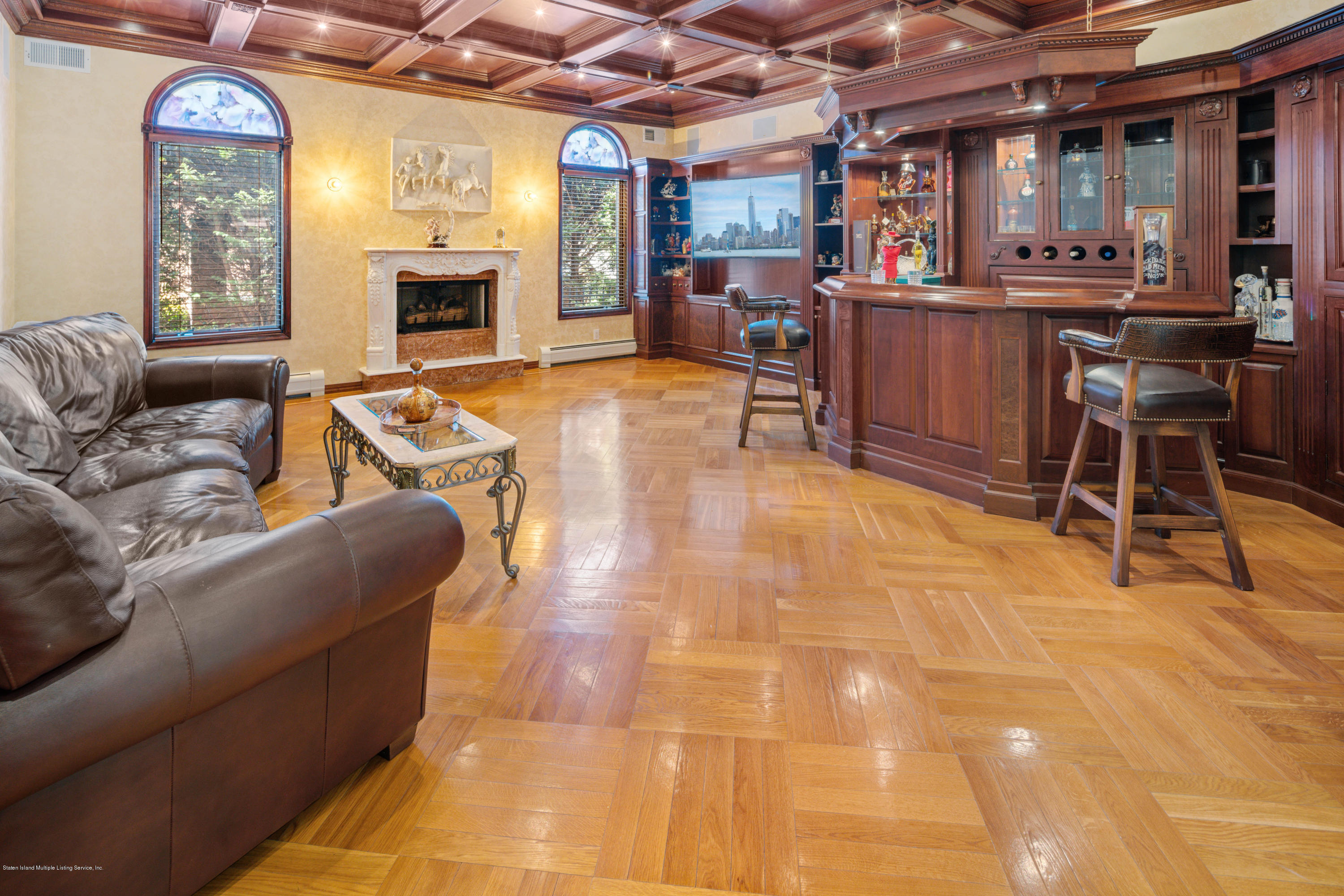 163 4 Corners Road Staten Island, NY 10304 - Photo 14 of 37 Family Room