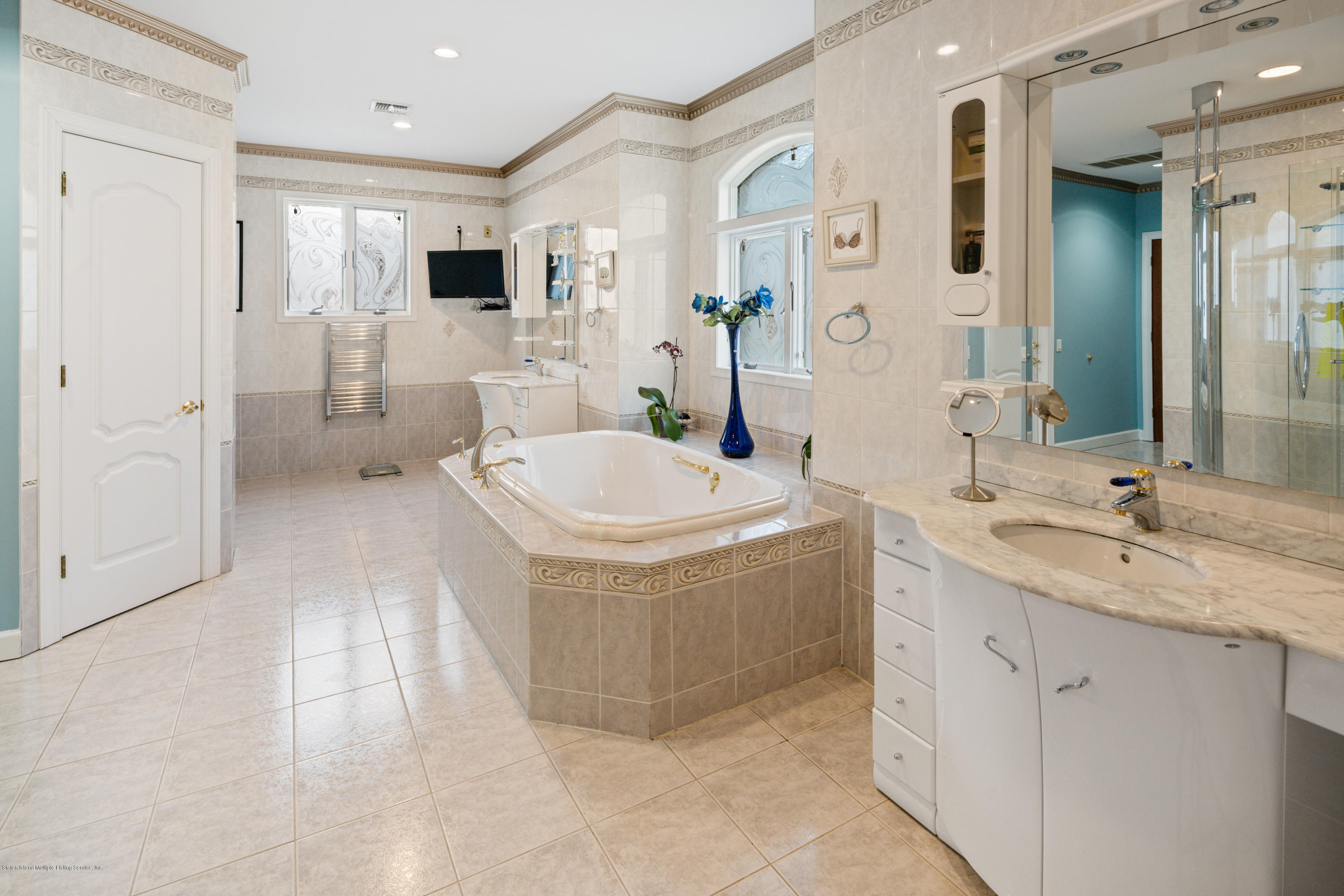163 4 Corners Road Staten Island, NY 10304 - Photo 25 of 37 Master Bath