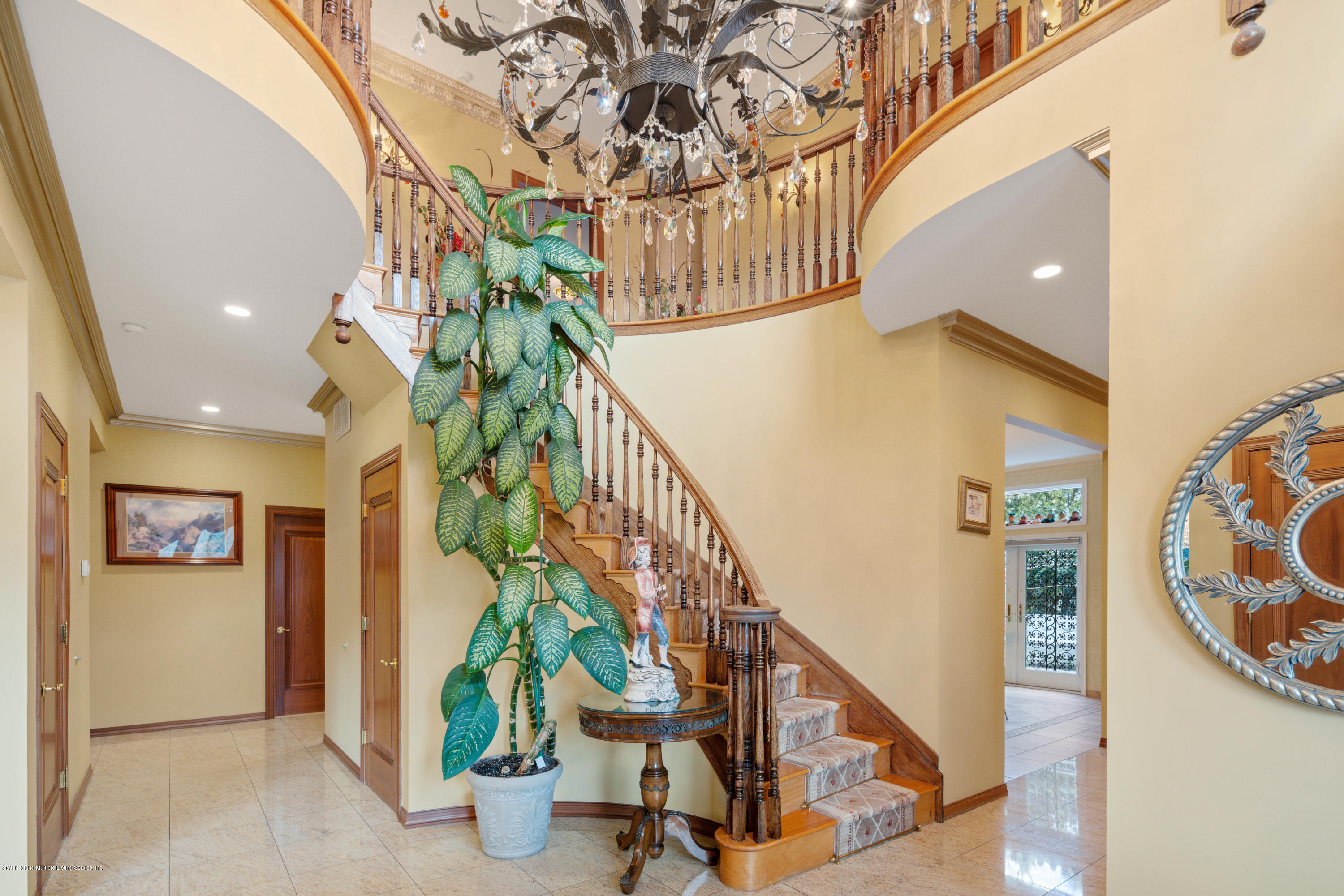 163 4 Corners Road Staten Island, NY 10304 - Photo 5 of 37 Grand Foyer