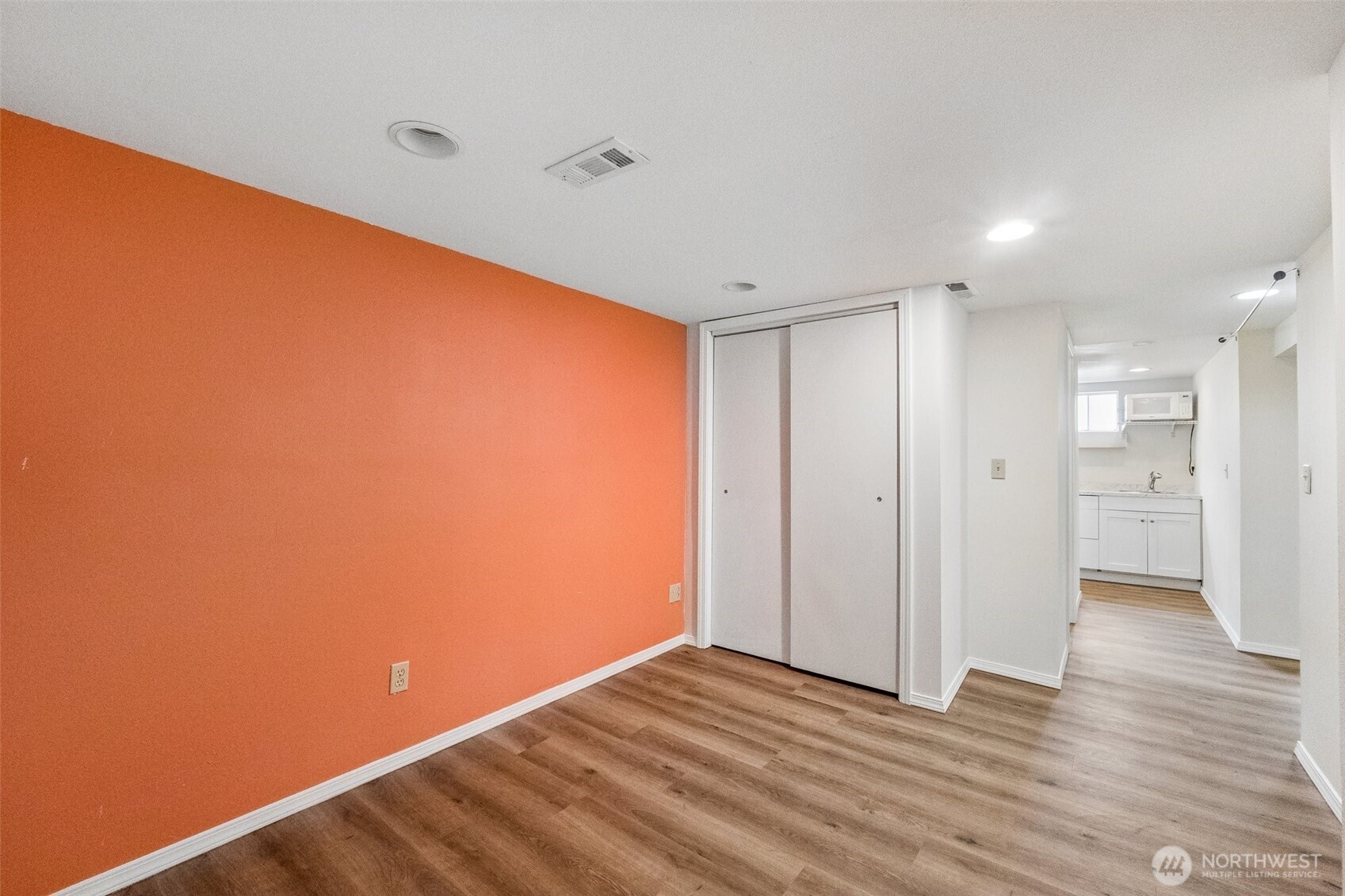 1911 13th Street Everett, WA 98201 - Photo 21 of 31