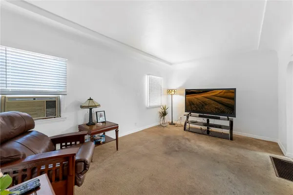 $749,900 | 6724 Gardenia Avenue, Long Beach, CA 90805