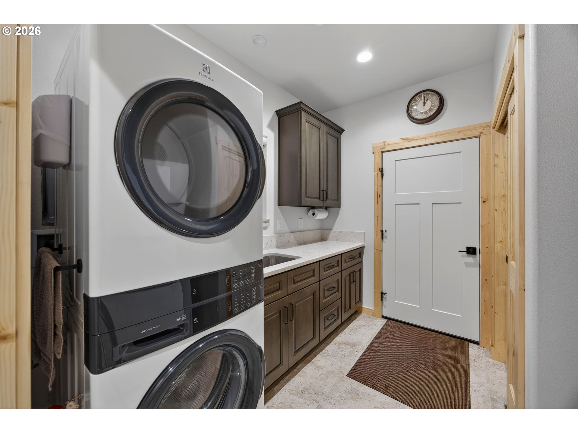 5340 Boy Scout Road Florence, OR 97439 - Photo 21 of 42 Laundry