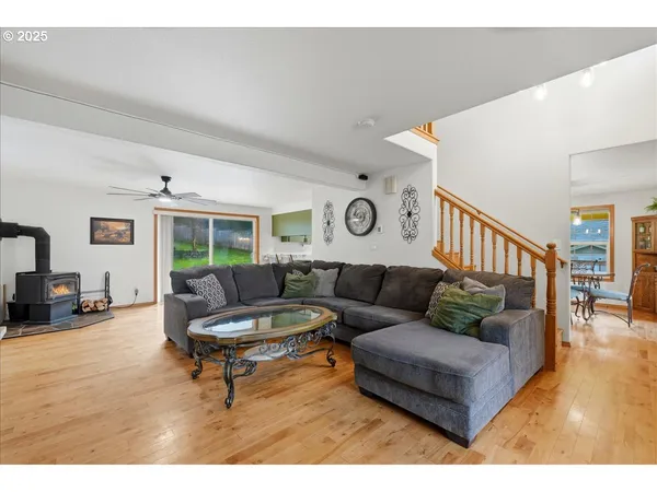 $550,000 | 1550 Heather Court, Vernonia, OR 97064