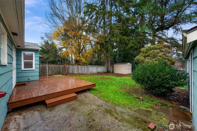 $690,000 | 16040 26th Avenue Northeast, Shoreline, WA 98155