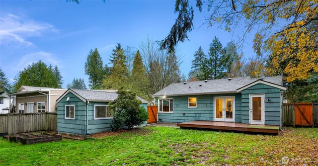 $690,000 | 16040 26th Avenue Northeast, Shoreline, WA 98155