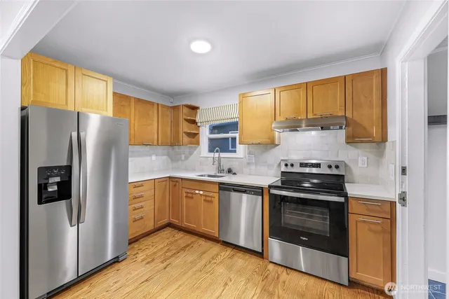 $690,000 | 16040 26th Avenue Northeast, Shoreline, WA 98155