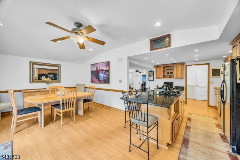 1038 Centre Street Raritan, NJ 08869 - Photo 9 of 30