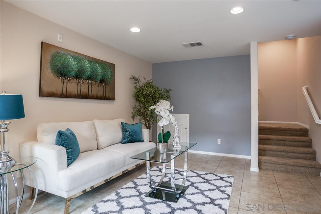 3042 Cole Grade Drive Santee, CA 92071 - Photo 5 of 25