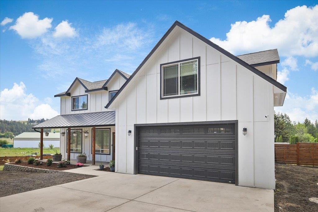 5710 East Greenbluff Road Colbert, WA 99005 - Photo 3 of 49