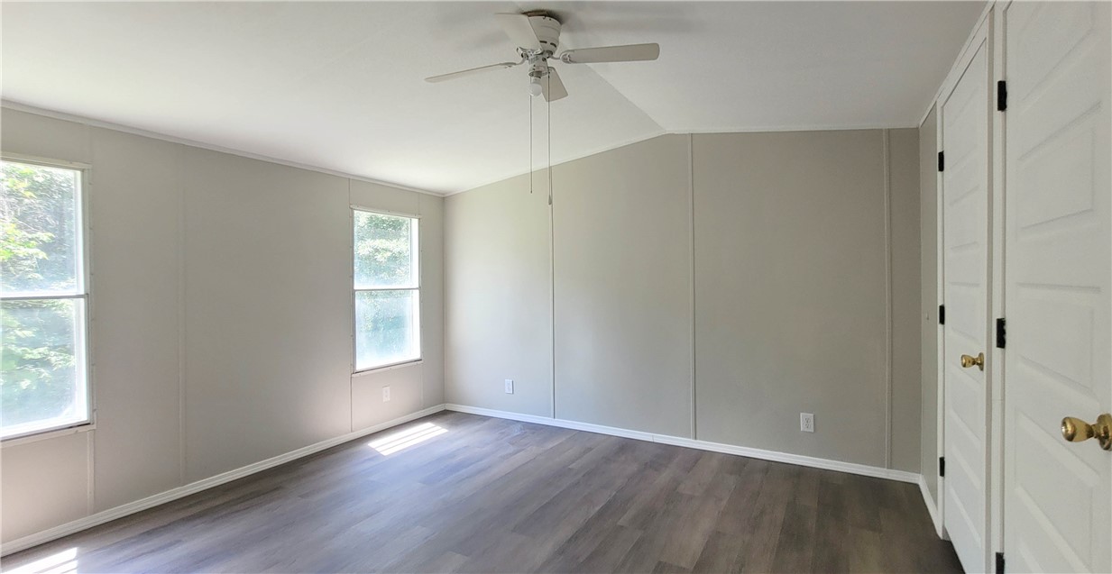 106 Walker Way Drive Seneca, SC 29672 - Photo 7 of 16 Master bedroom