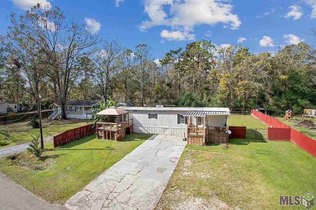 18705 Ducros Road Prairieville, LA 70769 - Photo 1 of 17 Gallery Image 1