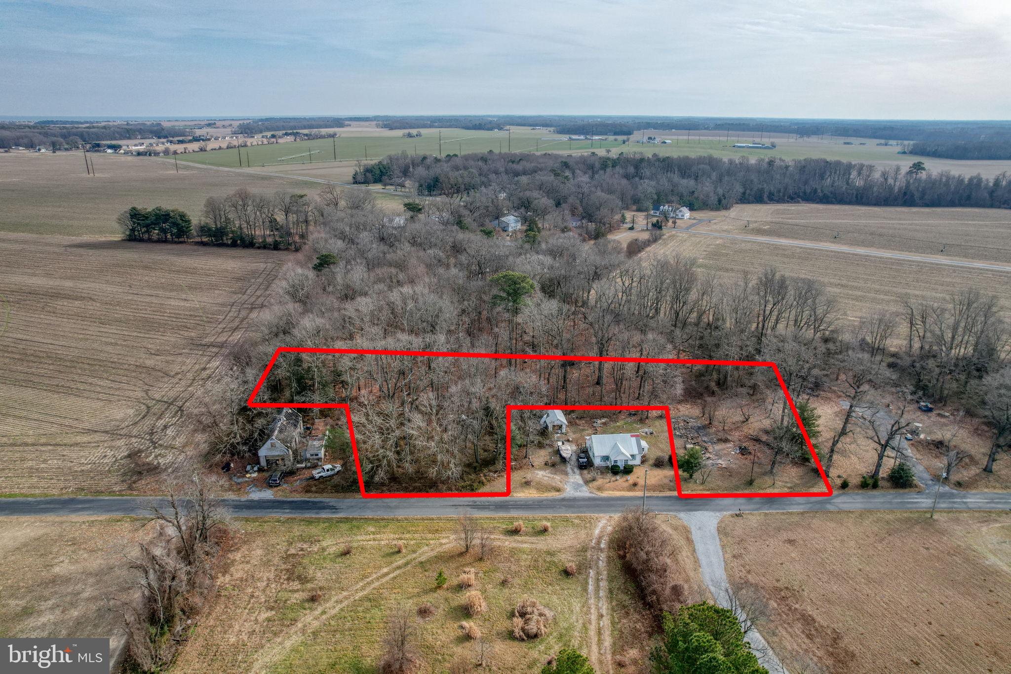 4319 McColley Road Milford, DE 19963 - Photo 4 of 6 a view of outdoor space and yard