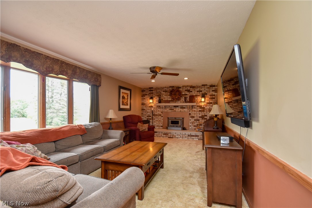 6345 Chestnut-Ridge Road Hubbard, OH 44425 - Photo 10 of 34 Gallery Image 10