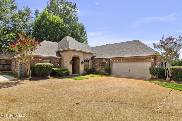 $374,900 | 157 Cotton Wood Drive, Madison, MS 39110